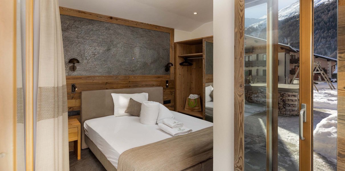 Zimmer Stone Room
